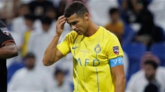 Cú ngã vờ của Ronaldo và sự bất lực ở tuổi 38